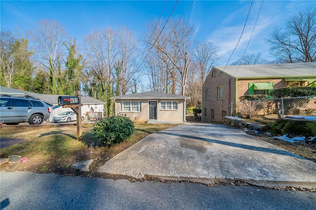491 Elbridge Dr., Atlanta, GA 30318