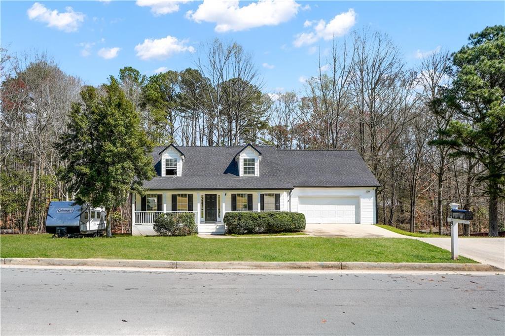 879 Spring Oak Ct., Loganville, GA 30052