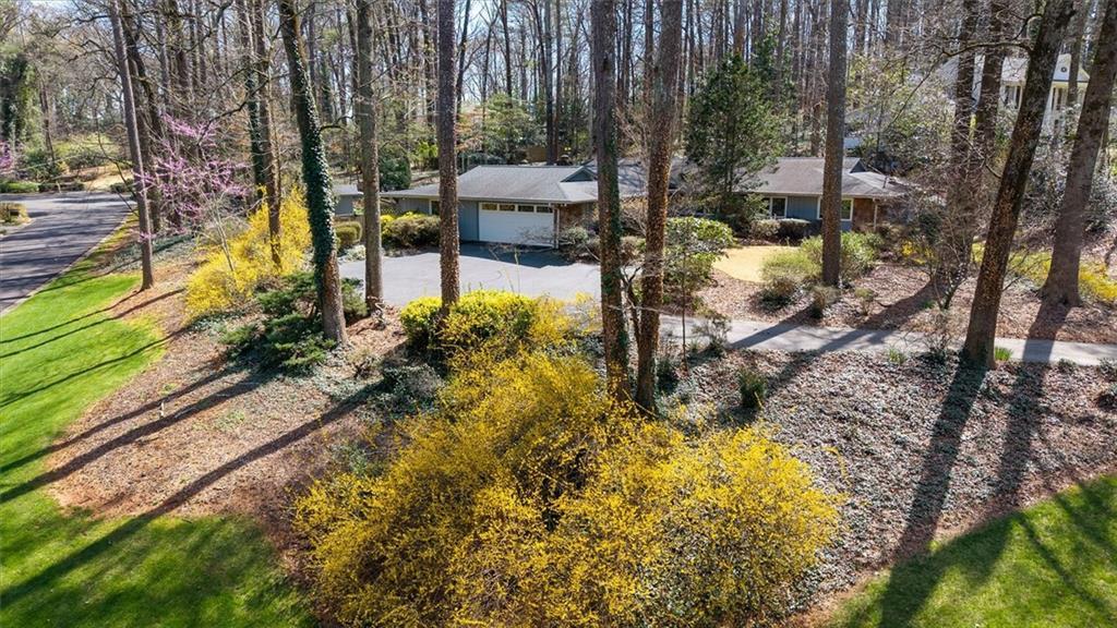2393 Flintlock Dr., Smoke Rise, GA 30087