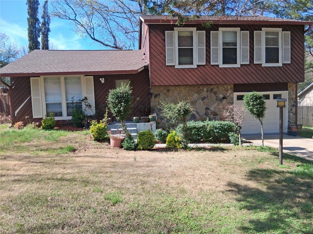 718 Hairston Crossing Tr., Stone Mountain, GA 30083