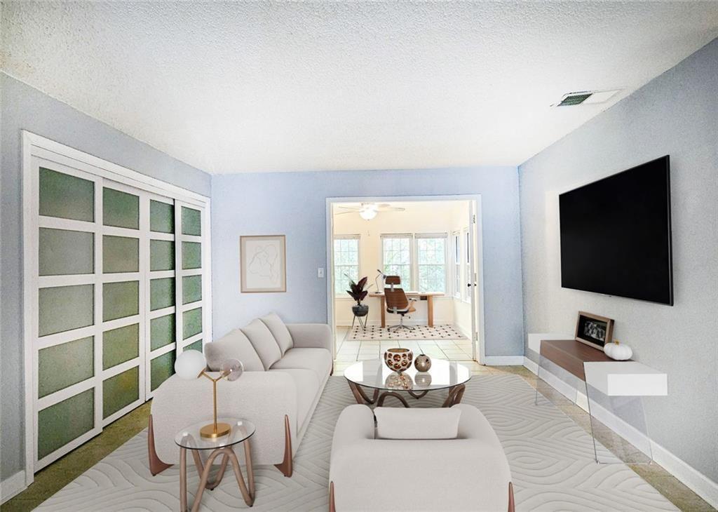 77 De Arc Pl., Atlanta, GA 30327