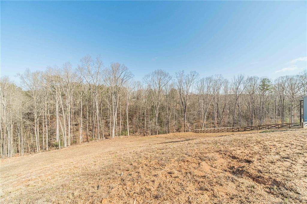 1544 Ridgewood Ct., Monroe, GA 30656