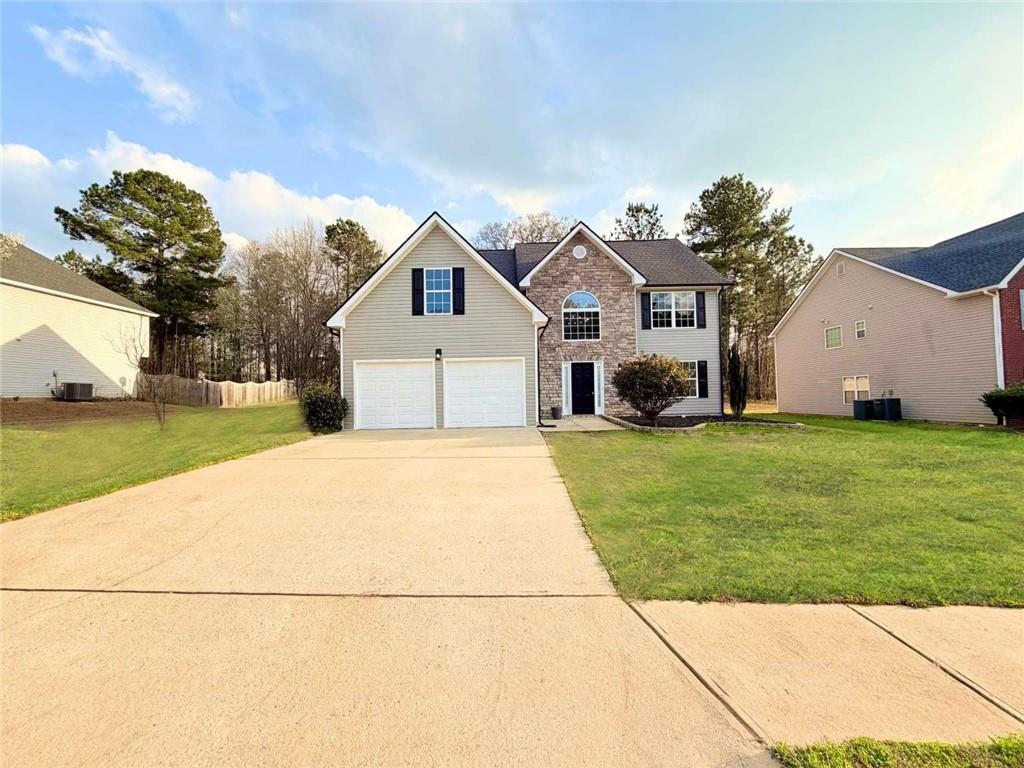 227 Millstone Dr., Hampton, GA 30228
