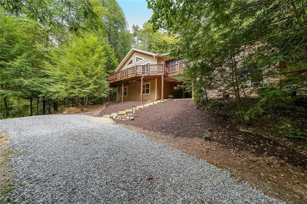166 Clark Tr., Ellijay, GA 30540