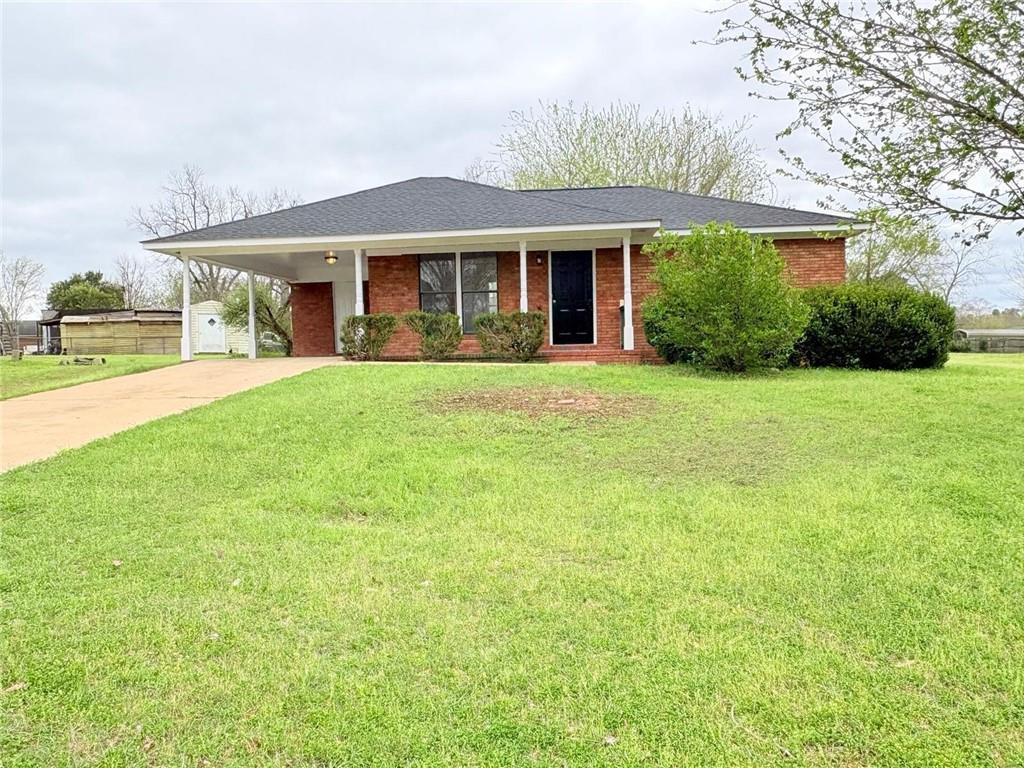 630 Flamingo Dr., Camilla, GA 31730