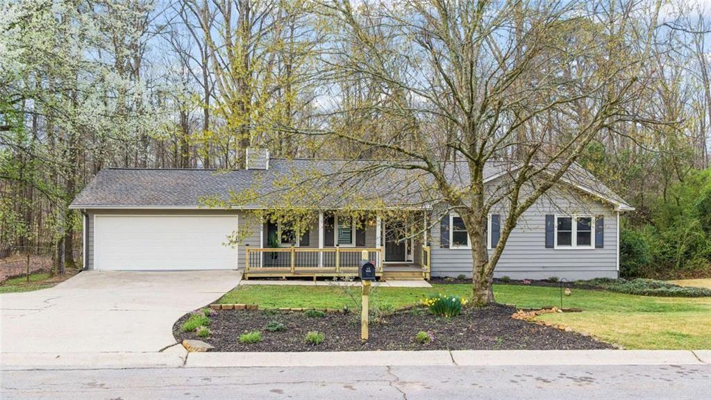 1560 Sundale Dr., Lawrenceville, GA 30046