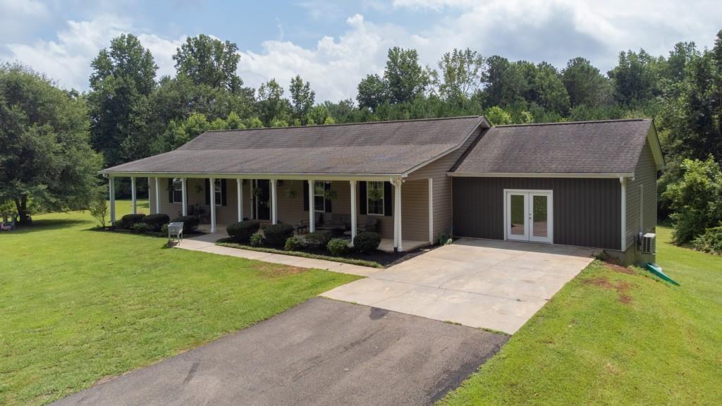 6471 Forsyth Dr., Cumming, GA 30028