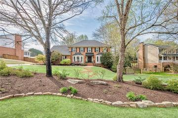 220 Saddle Lake Dr., Roswell, GA 30076