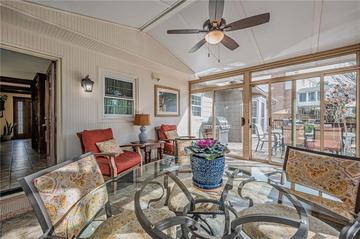 220 Saddle Lake Dr., Roswell, GA 30076