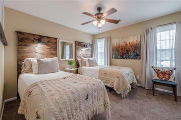 220 Saddle Lake Dr., Roswell, GA 30076