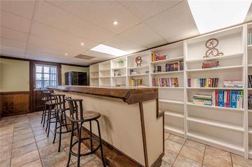 220 Saddle Lake Dr., Roswell, GA 30076