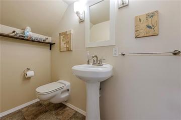 220 Saddle Lake Dr., Roswell, GA 30076