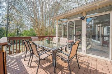 220 Saddle Lake Dr., Roswell, GA 30076