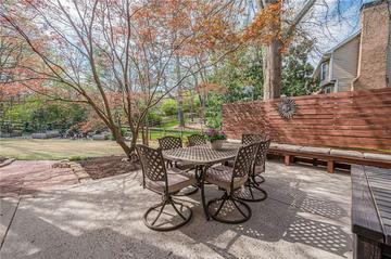 220 Saddle Lake Dr., Roswell, GA 30076