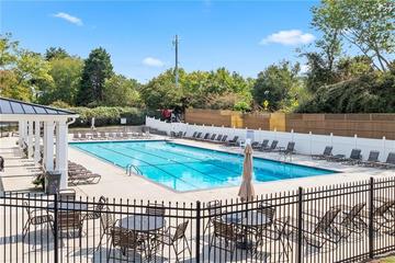 220 Saddle Lake Dr., Roswell, GA 30076