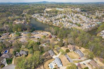 220 Saddle Lake Dr., Roswell, GA 30076