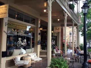 220 Saddle Lake Dr., Roswell, GA 30076