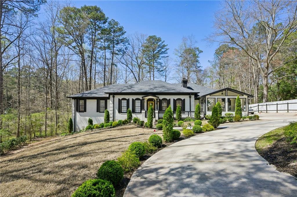 3085 Juhan Rd., Stone Mountain, GA 30087