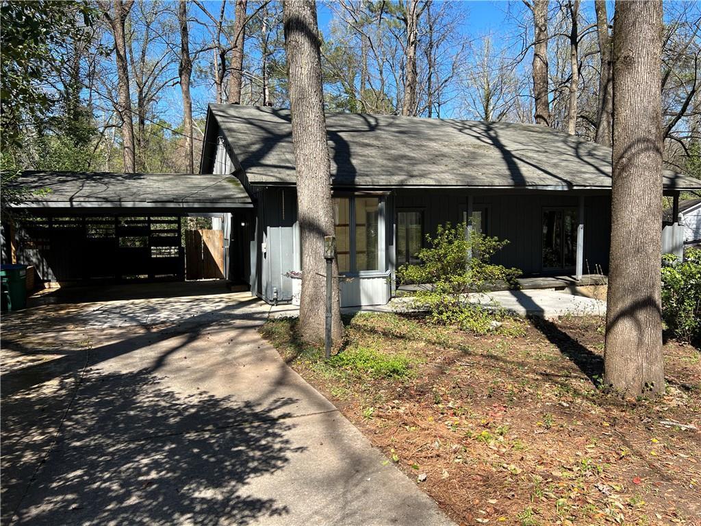 3318 Shady Oak Dr., Atlanta, GA 30340