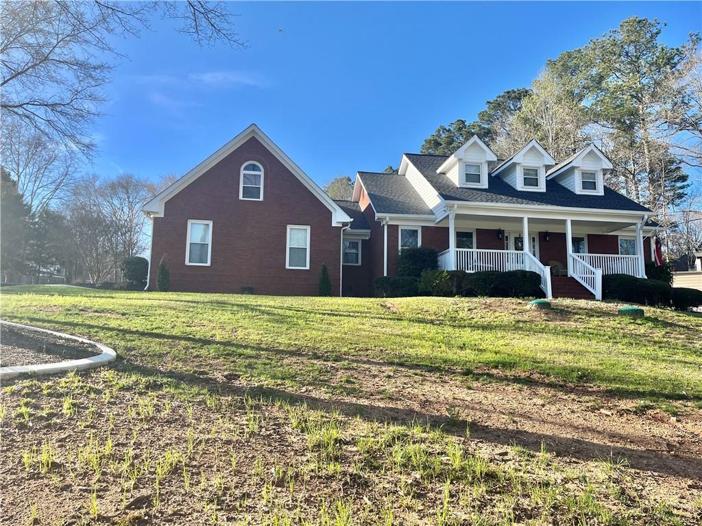 2660 Sandy Creek Cir., Loganville, GA 30052