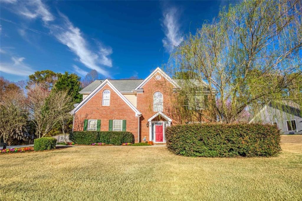 3520 Lochmill Dr., Loganville, GA 30052