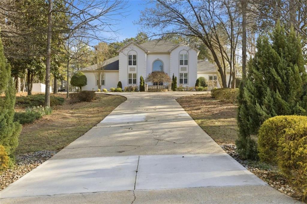 3392 Lost Valley Dr., Jonesboro, GA 30236