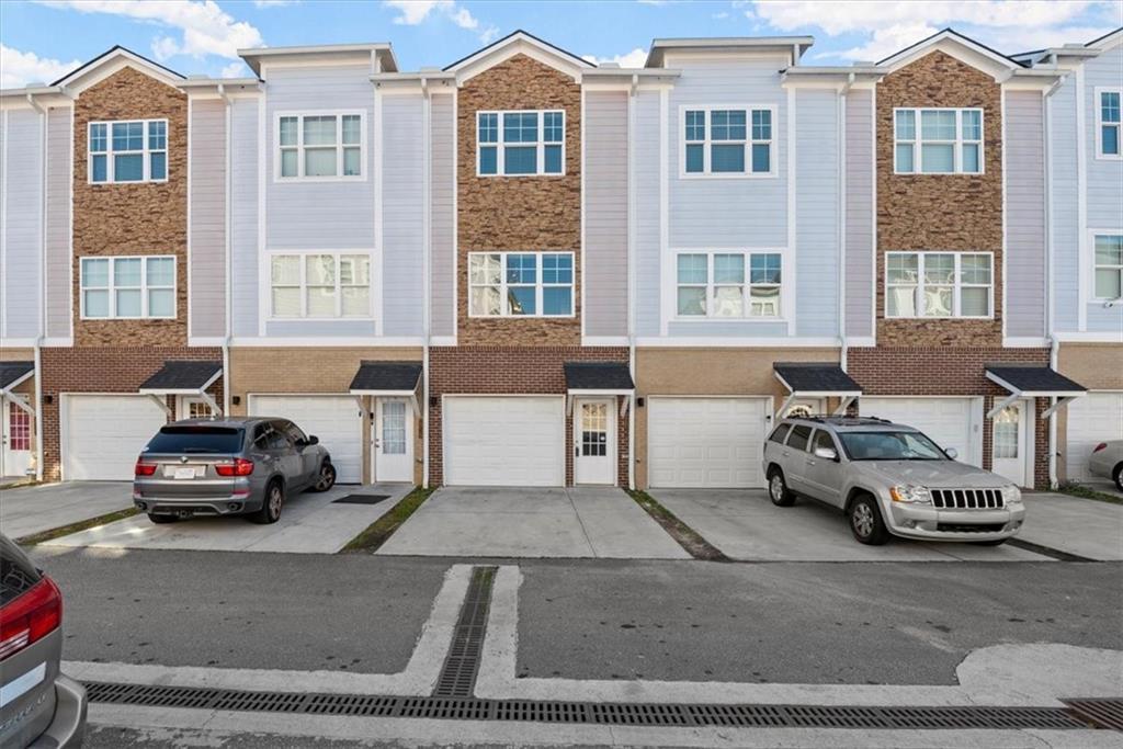 2017 Ocean Dr., Atlanta, GA 30318