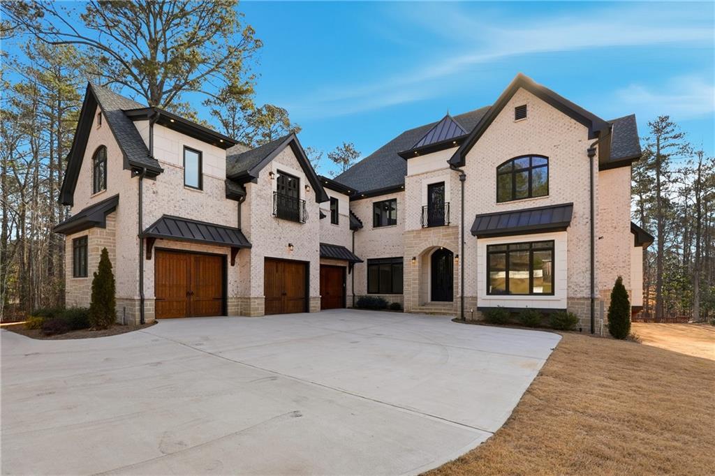 10765 Shallowford Rd., Roswell, GA 30075