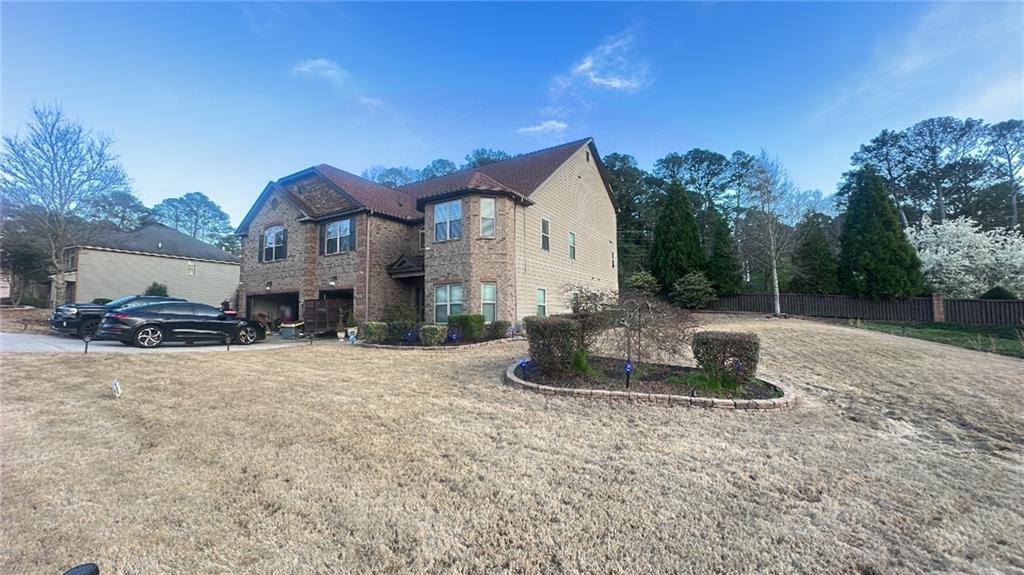 5908 Cliftondale Dr., Atlanta, GA 30349