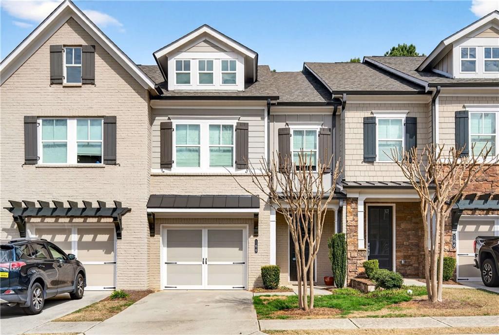 166 Bellehaven Dr., Woodstock, GA 30188