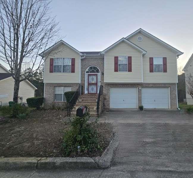 3707 Micah Ct., Ellenwood, GA 30294