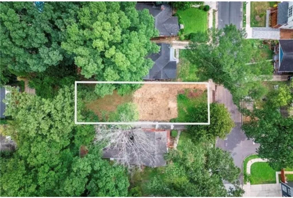 839 Gaston St., Atlanta, GA 30310