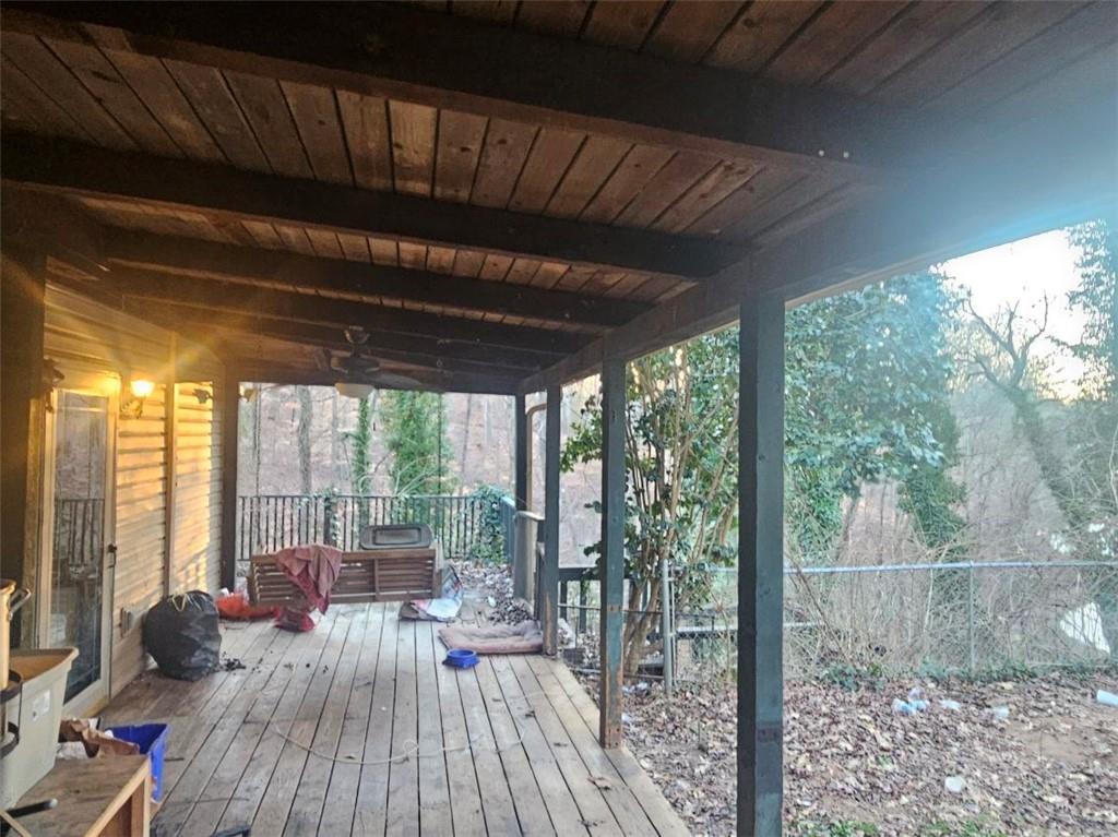 105 Memphis Ln., Hartwell, GA 30643