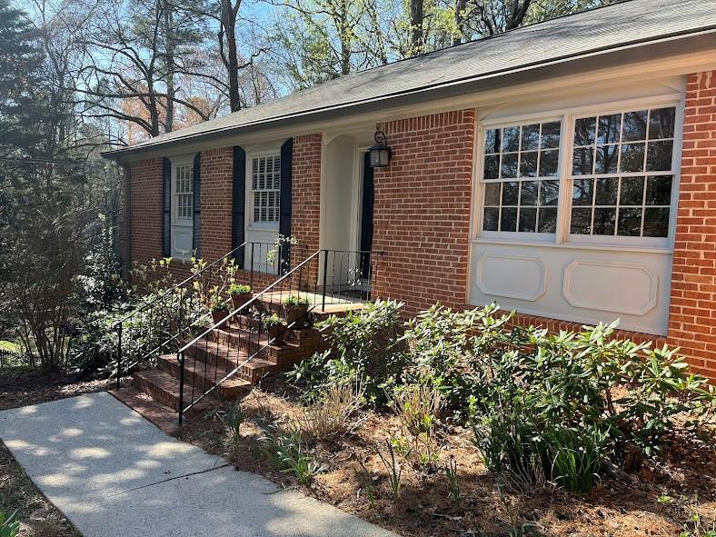 2160 Jay Ln., Smyrna, GA 30080