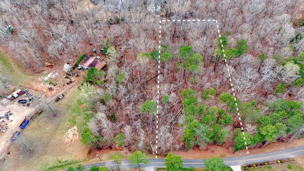 8245 Bow Trail, Woodstock, GA 30188