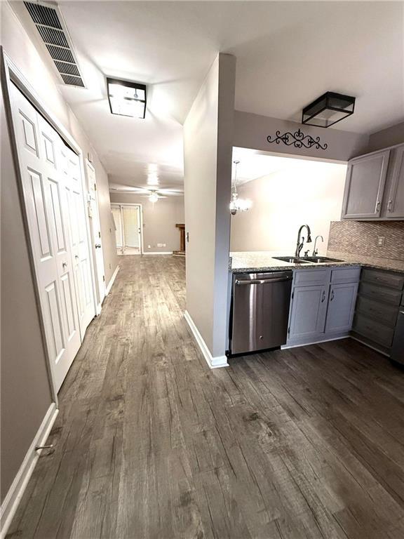 1555 Springleaf Ct., Smyrna, GA 30080