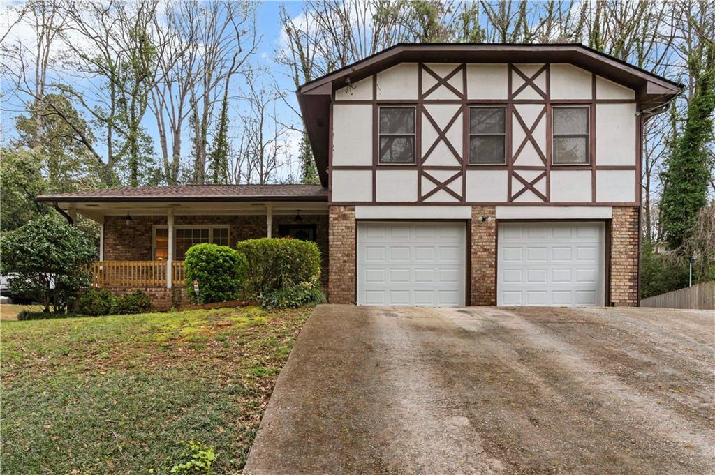 656 Cheviot Dr., Decatur, GA 30032