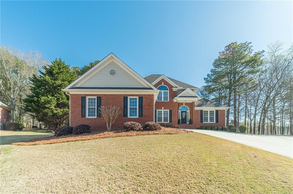 781 Templeton Dr., Loganville, GA 30052