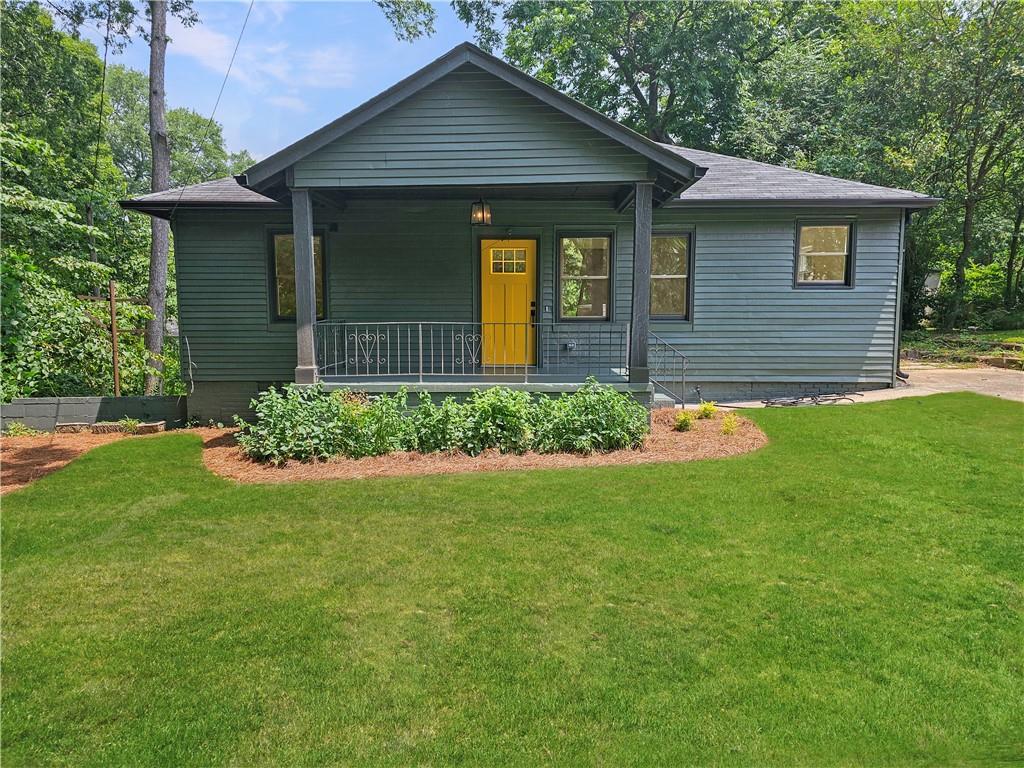 1497 Elizabeth Ln., East Point, GA 30344