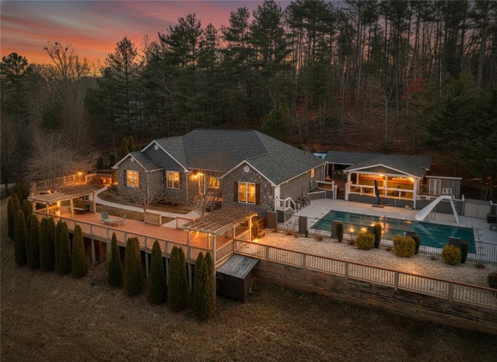 245 Crabapple Ln., Ellijay, GA 30540