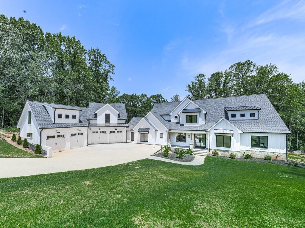 106 Belmont Dr., Canton, GA 30115