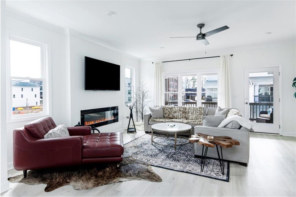 1972 Deco Dr., Kennesaw, GA 30144