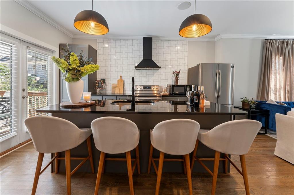 704 Rochelle Dr., Atlanta, GA 30310