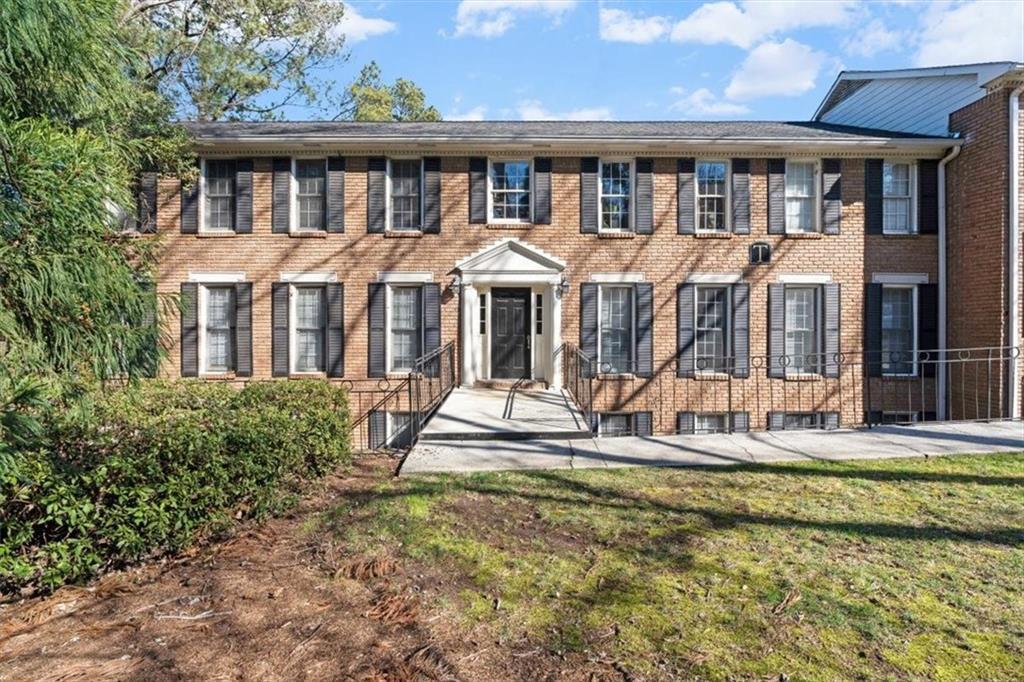 1101 Collier Rd. #T5, Atlanta, GA 30318