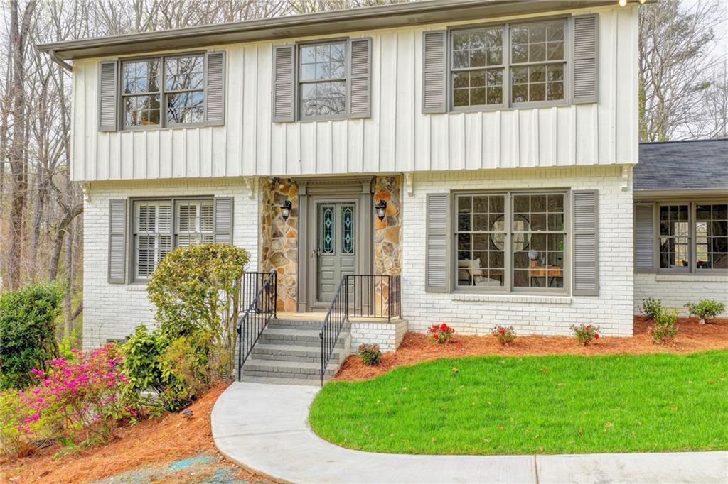 4929 Joy Ln., Lilburn, GA 30047