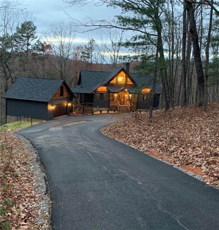208 Weeks Dr., Ellijay, GA 30540