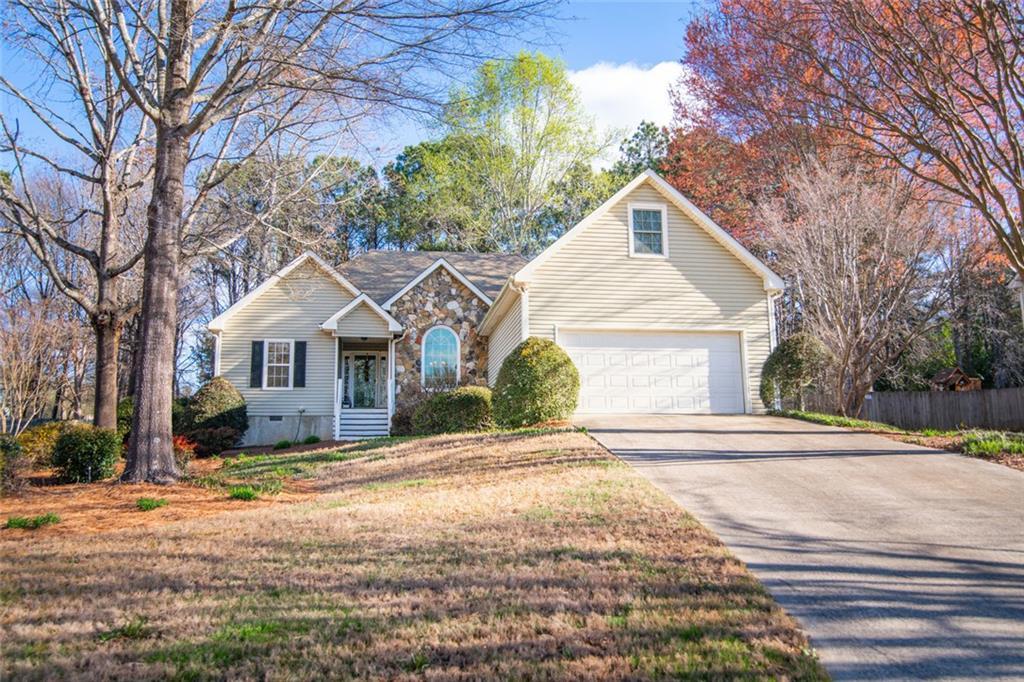 1585 Snow Hill Dr., Lawrenceville, GA 30045