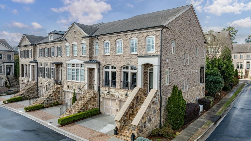 562 Tenby Ln., Marietta, GA 30068