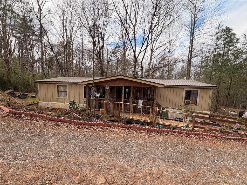 132 Quarles Ln., Ellijay, GA 30540