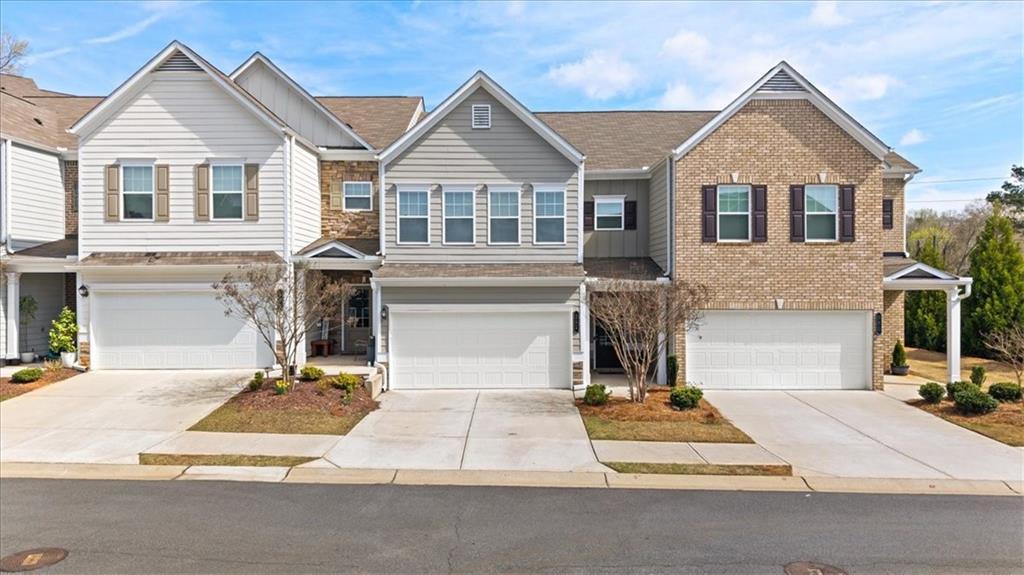 301 Braswell Ct., Woodstock, GA 30188